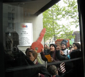 Dans l'entrée du siège d'ACM à Montpellier le 8 avril 2009 (photo : Mj)