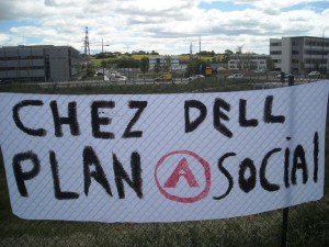 Banderolle devant le site de Dell à Montpellier lors de la manifestation du 24 avril 2009 (photo : Mj)