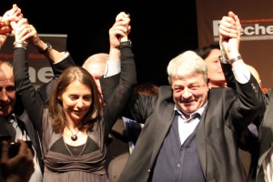 Agnès Jullian et Jean-Claude Gayssot au meeting de la liste Frêche à Montpellier le 11 mars 2010 (photo : Mj) Agnès Jullian et Jean-Claude Gayssot au meeting de la liste Frêche à Montpellier le 11 mars 2010 (photo : Mj)
