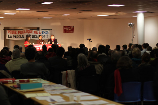 Réunion publique "pour un retour de l'eau en régie publique dans l'agglo de Montpellier" à l'espace Pitot le 12 février 2013 (photo : J.-O. T.)