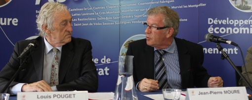 Louis Pouget et Jean-Pierre Moure le 3 juillet 2013 lors de l'annonce de la reconduction d'une DSP eau pour 7 ans (photo : J.-O. T.)