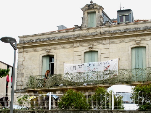 Un des trois bâtiments du squat Utopia 001, avenue de Lodève à Montpellier le 20 octobre 2014 (photo : Lucie Lecherbonnier)