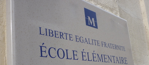 Devant une école élémentaire de Montpellier (photo archive : J.-O. T.)