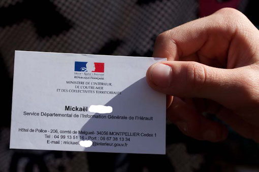 Carte de visite de Mikaël, policier des renseignements à Montpellier